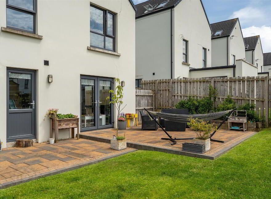1 Oakwood Ave, Country, Antrim, BT41 2FT
