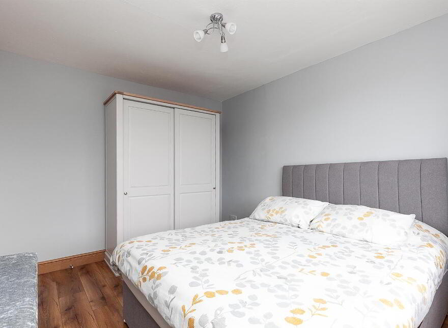 42 Glengoland Park, Stewartstown Road, Dunmurry, Belfast, BT17 0JD