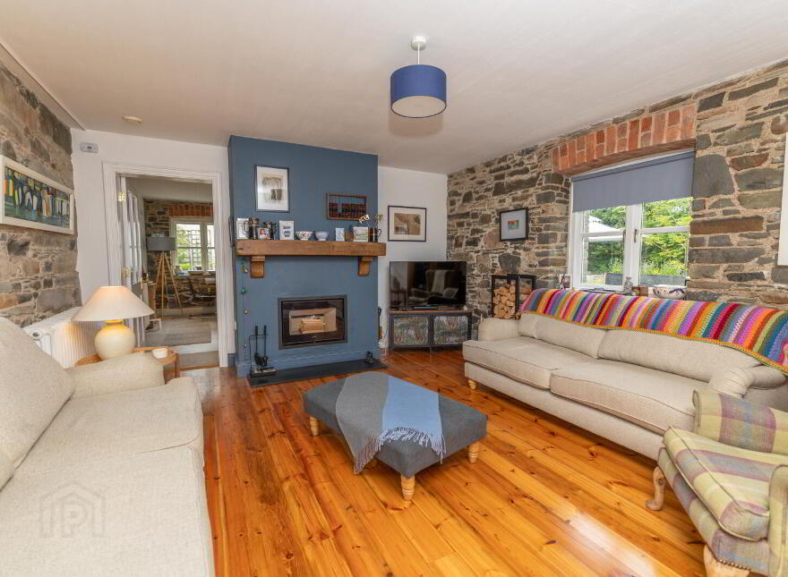 Grooms Cottage, 2 Coach Horse Lane, Seaforde, Downpatrick, BT30 8PP