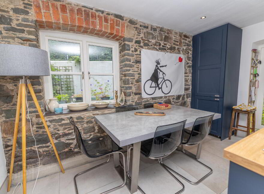 Grooms Cottage, 2 Coach Horse Lane, Seaforde, Downpatrick, BT30 8PP