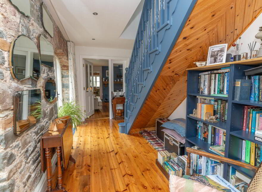 Grooms Cottage, 2 Coach Horse Lane, Seaforde, Downpatrick, BT30 8PP
