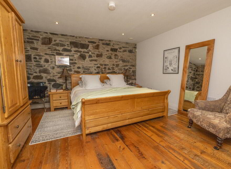 Grooms Cottage, 2 Coach Horse Lane, Seaforde, Downpatrick, BT30 8PP