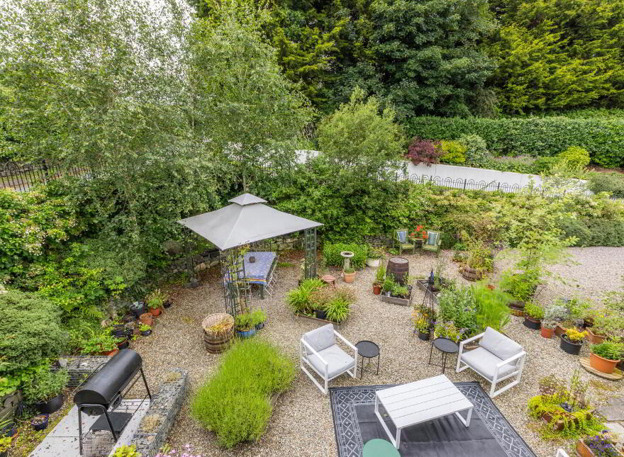 Grooms Cottage, 2 Coach Horse Lane, Seaforde, Downpatrick, BT30 8PP