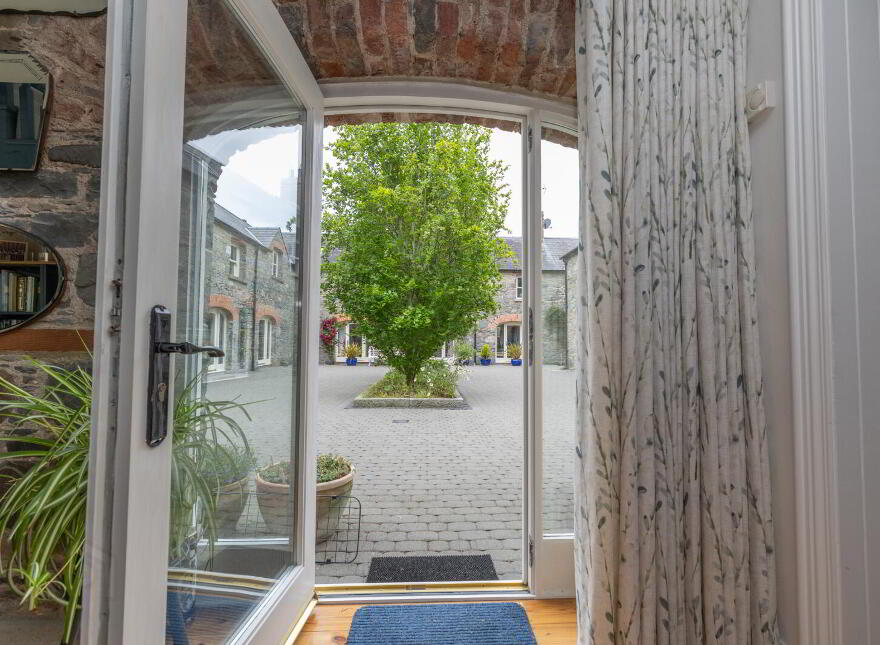 Grooms Cottage, 2 Coach Horse Lane, Seaforde, Downpatrick, BT30 8PP
