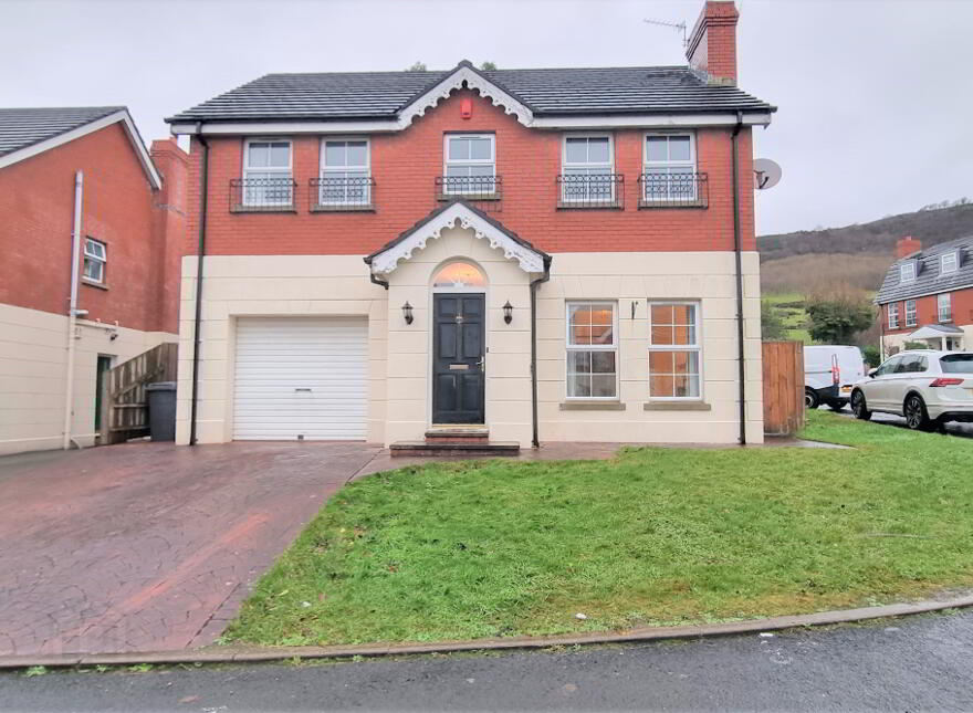 10 Whitethorn, Greenisland, BT38 8FH