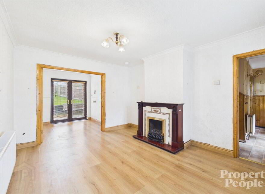 7 New Barnsley Crescent, Belfast, BT12 7HT
