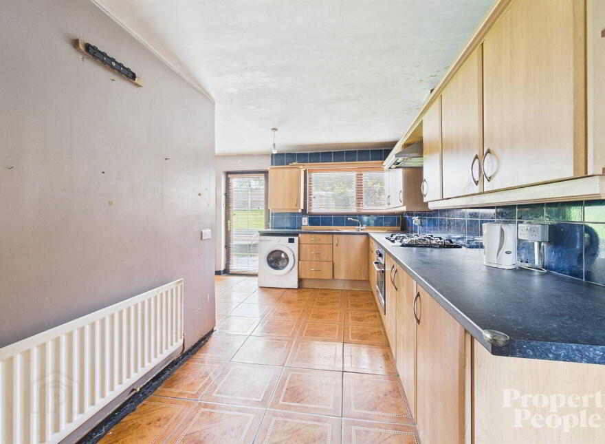 7 New Barnsley Crescent, Belfast, BT12 7HT