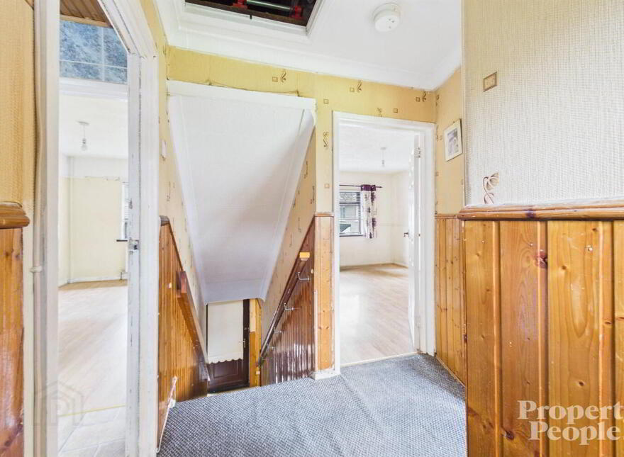 7 New Barnsley Crescent, Belfast, BT12 7HT