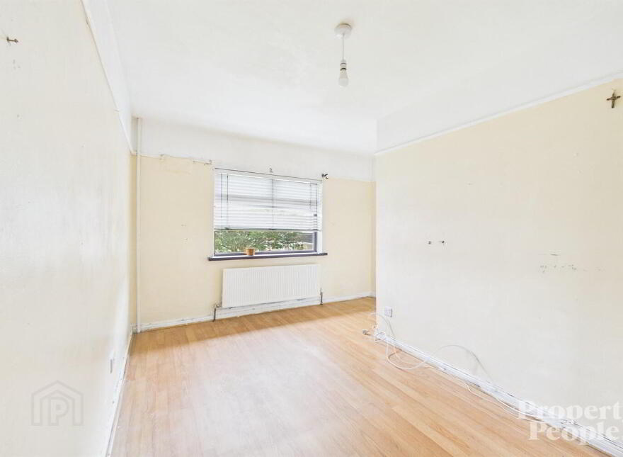 7 New Barnsley Crescent, Belfast, BT12 7HT