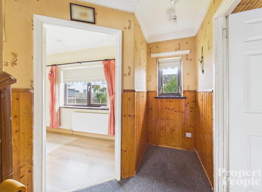 7 New Barnsley Crescent, Belfast, BT12 7HT