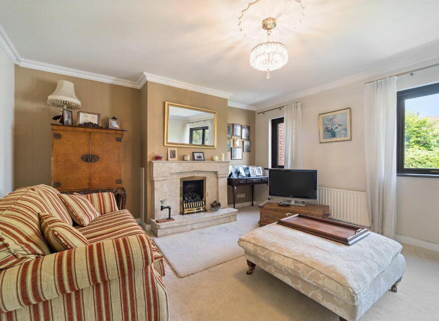 27 Upper Malone Park, Belfast, BT9 6PP