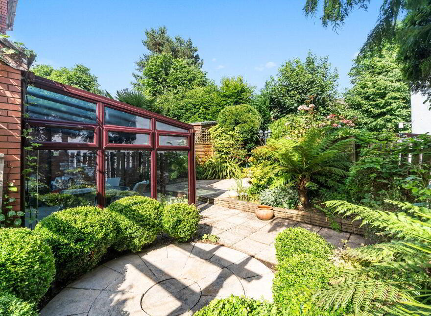 27 Upper Malone Park, Belfast, BT9 6PP