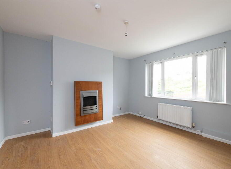 68 Meadowlands, Downpatrick, BT30 6HG