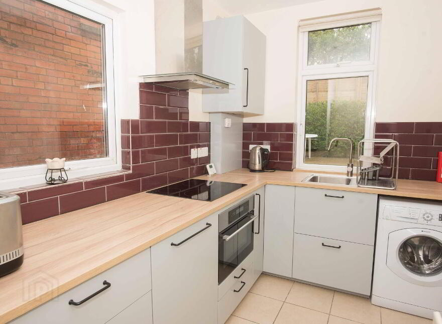 2 Ulsterville Drive, Belfast, BT9 7BD