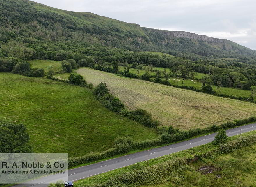 418 Lough Shore Road, Belleek, Enniskillen, BT93 3BP