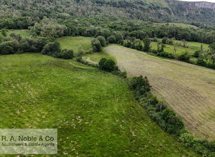418 Lough Shore Road, Belleek, Enniskillen, BT93 3BP