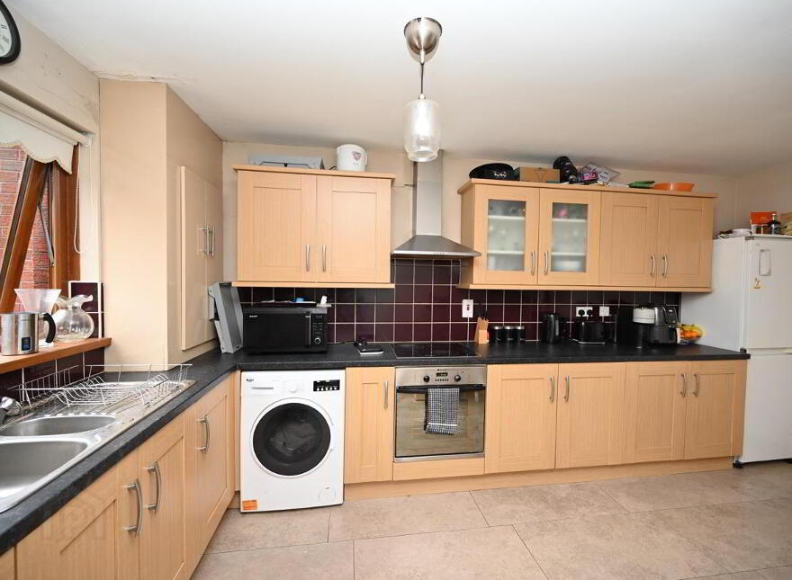 22 Thames Court, Belfast, BT12 6EY