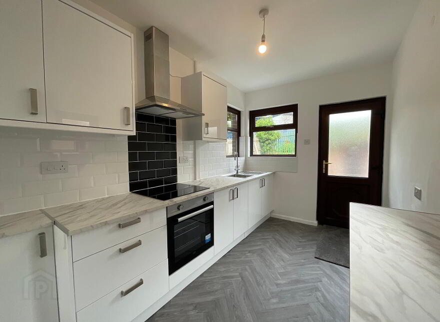 19 Springvale Park, Belfast, BT14 8DD