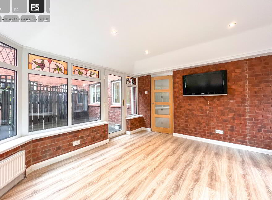 1, Ashburne Place, Belfast, BT7 1SE