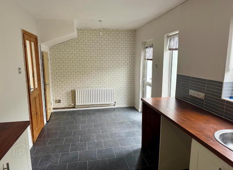 57 Kinbayne Crescent, Greenisland, BT38 8SX