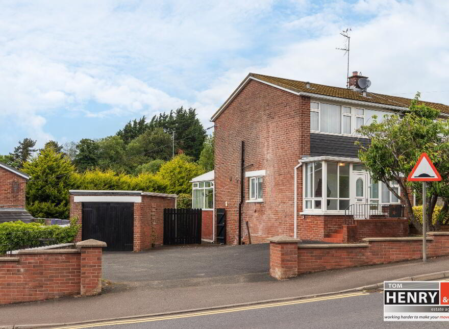 4 Oakland Avenue, Quarry Lane, Dungannon, BT70 1AG