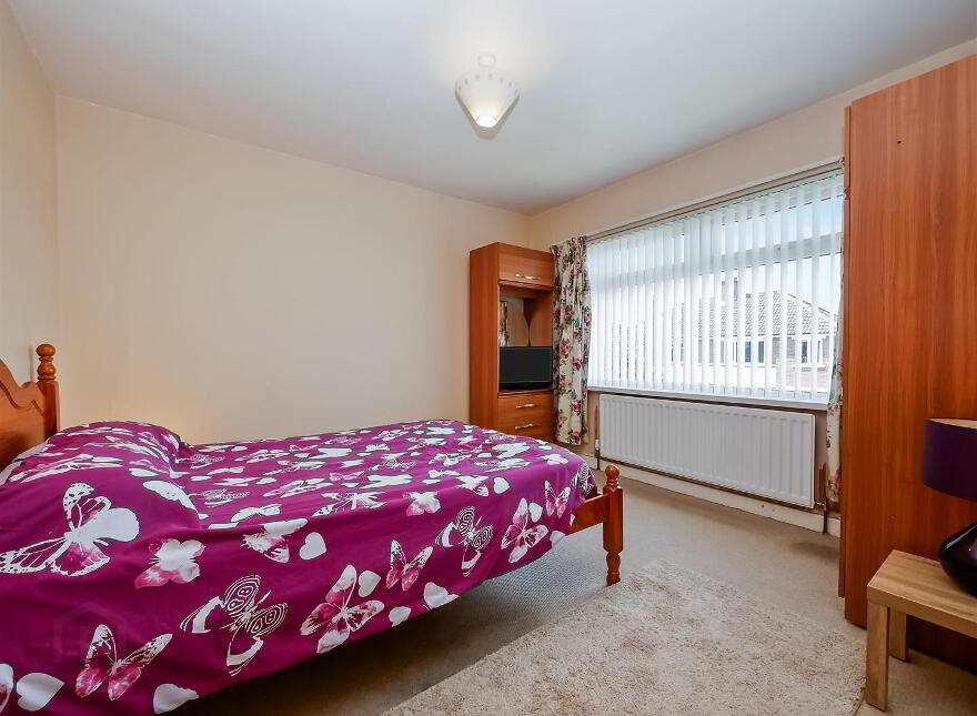 42 Cleveley Park, Newton Park, Belfast, BT8 6NB