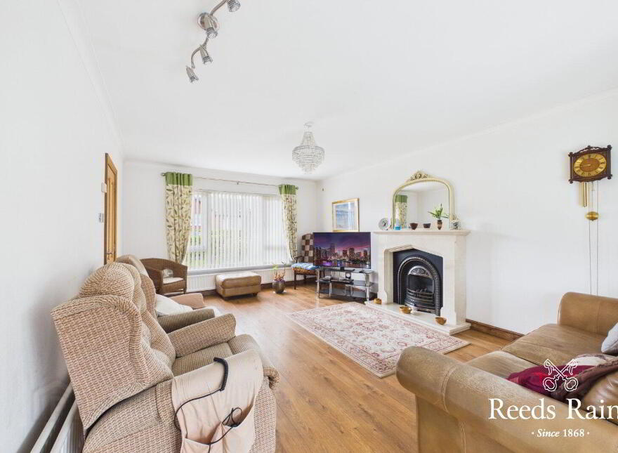29 Fairview Park, Carrickfergus, BT38 7JG