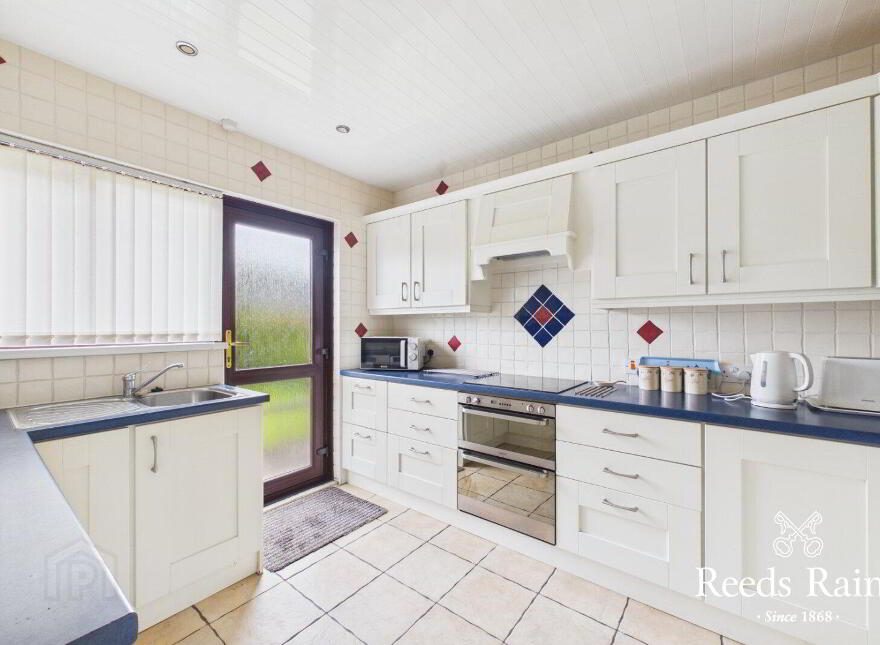 29 Fairview Park, Carrickfergus, BT38 7JG