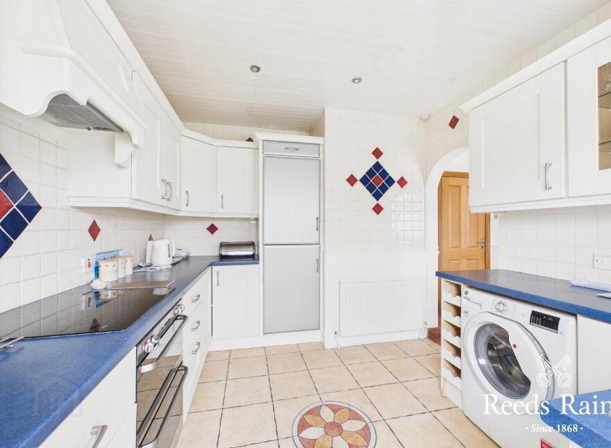 29 Fairview Park, Carrickfergus, BT38 7JG