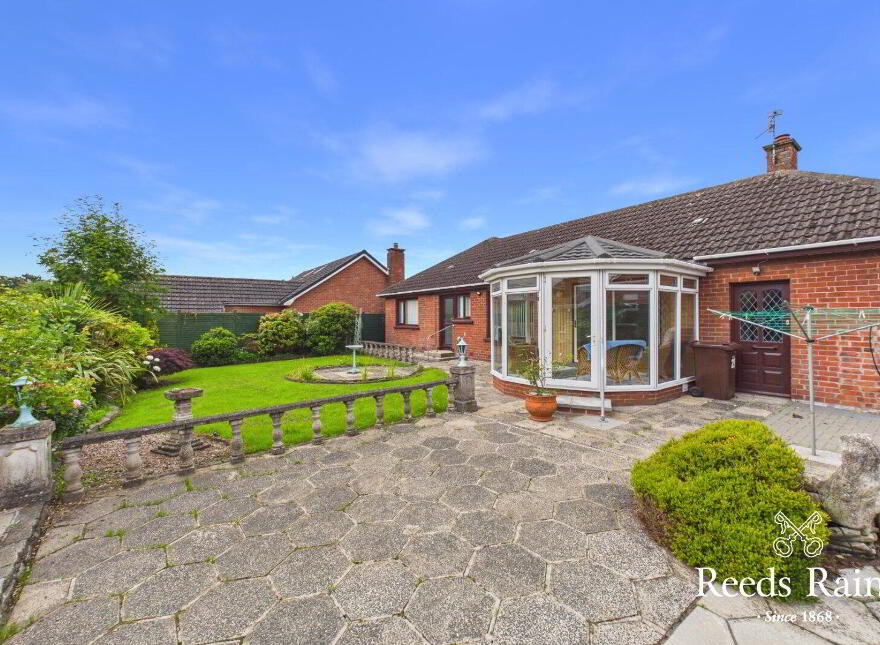 29 Fairview Park, Carrickfergus, BT38 7JG