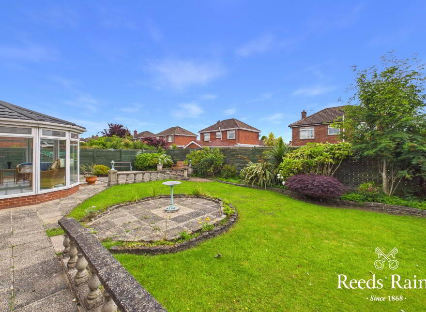 29 Fairview Park, Carrickfergus, BT38 7JG