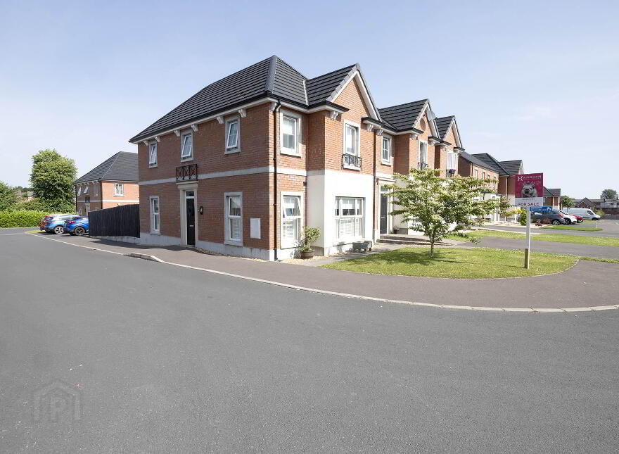 14 Atherton Square, Lurgan, BT66 8FJ
