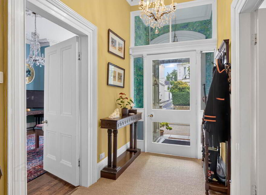 21 Wellington Park, Belfast, BT9 6DL