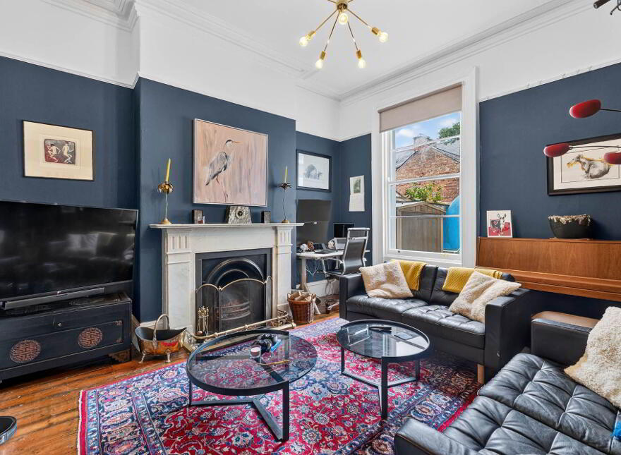 21 Wellington Park, Belfast, BT9 6DL