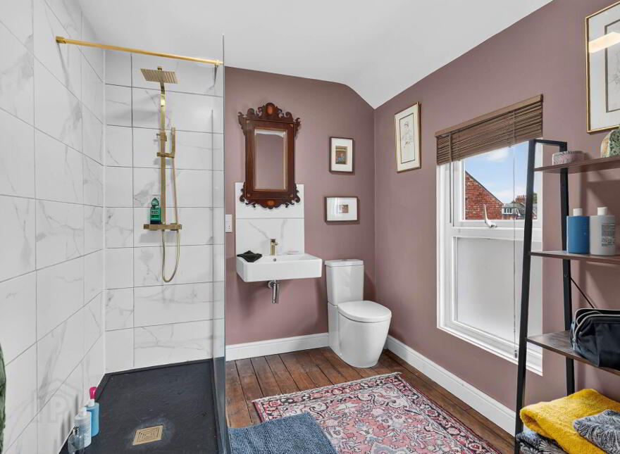 21 Wellington Park, Belfast, BT9 6DL