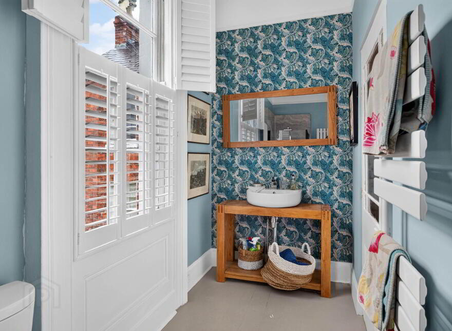 21 Wellington Park, Belfast, BT9 6DL