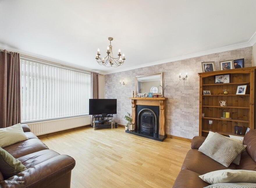 18 Brerton Crescent, Belfast, BT8 6QD