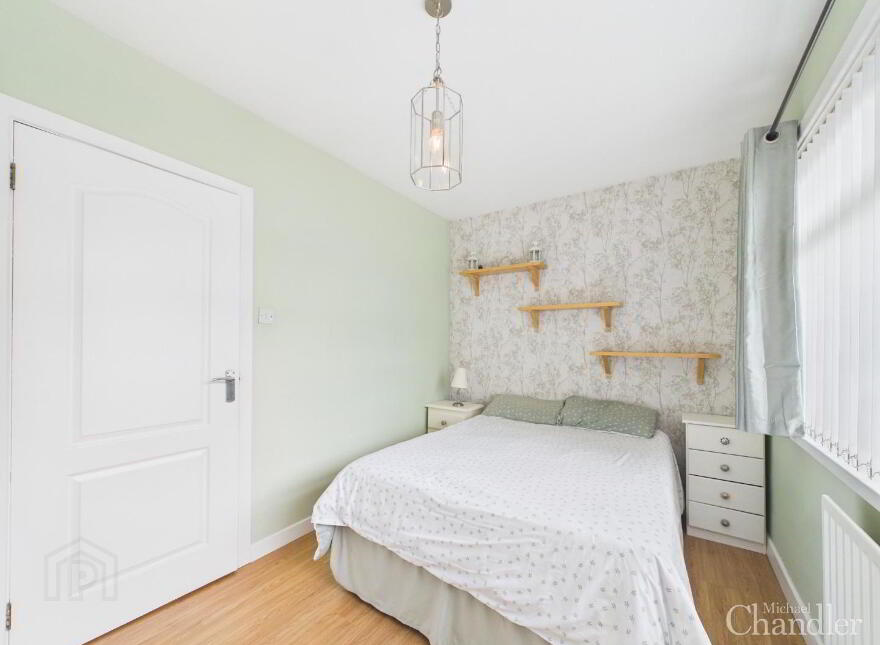 18 Brerton Crescent, Belfast, BT8 6QD