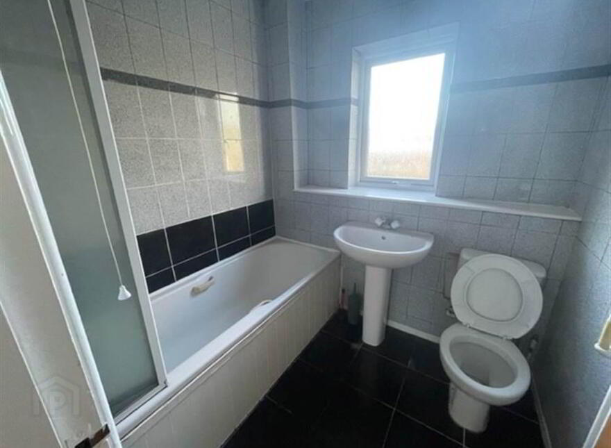 90 Upper Malone Park, Malone, Belfast, BT9 6PP