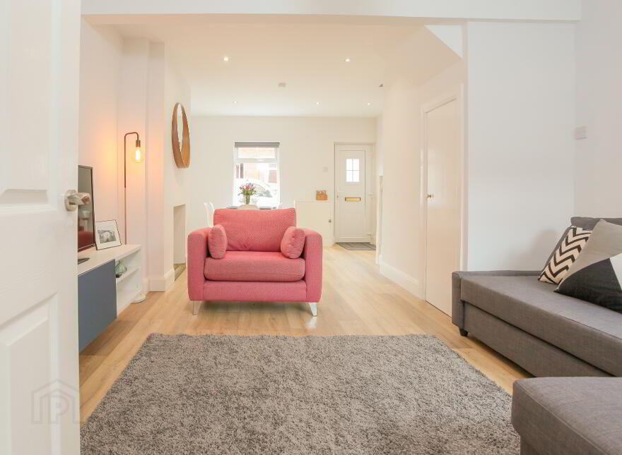 44 Runnymede Parade, Belfast, BT12 6NF