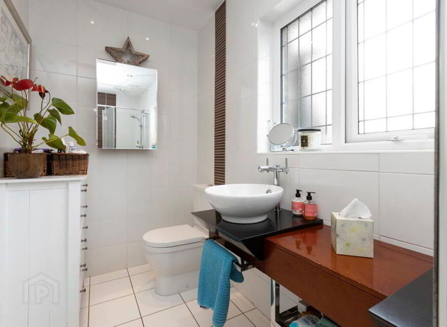 107 Old Holywood Road, Belfast, BT4 2HL