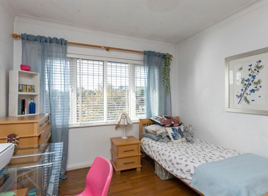 107 Old Holywood Road, Belfast, BT4 2HL