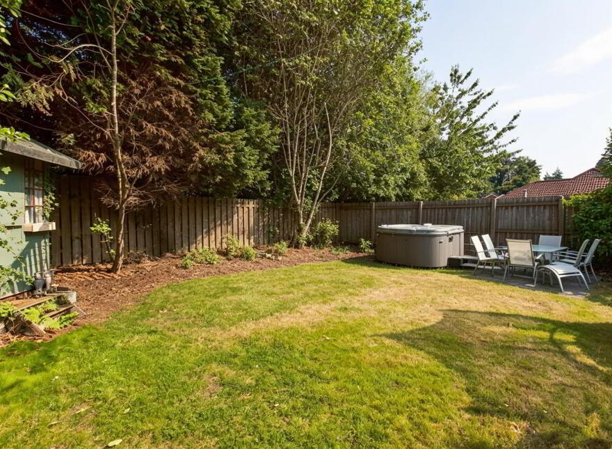 107 Old Holywood Road, Belfast, BT4 2HL