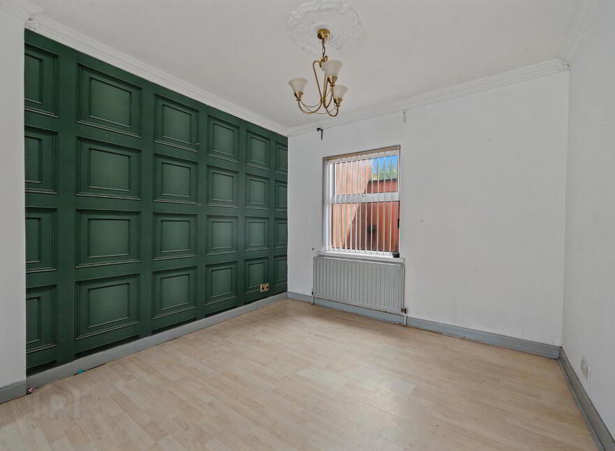 38 Sandbrook Park, Belfast, BT4 1NL