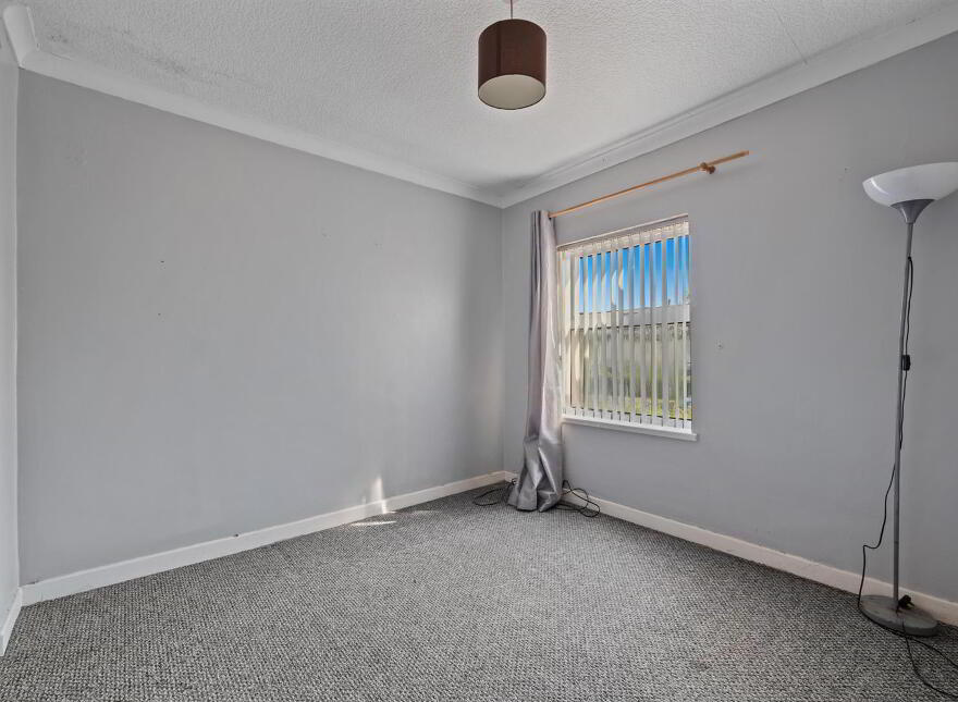 38 Sandbrook Park, Belfast, BT4 1NL