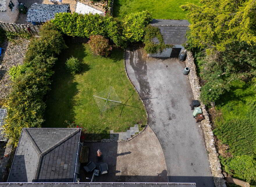 Bowgate Street, Ballinrobe, F31E673