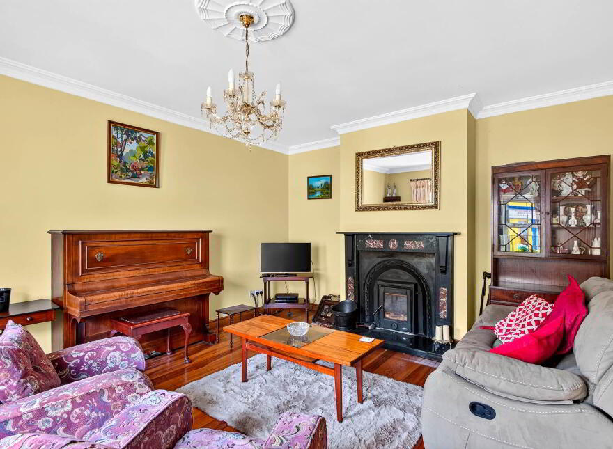 Bowgate Street, Ballinrobe, F31E673