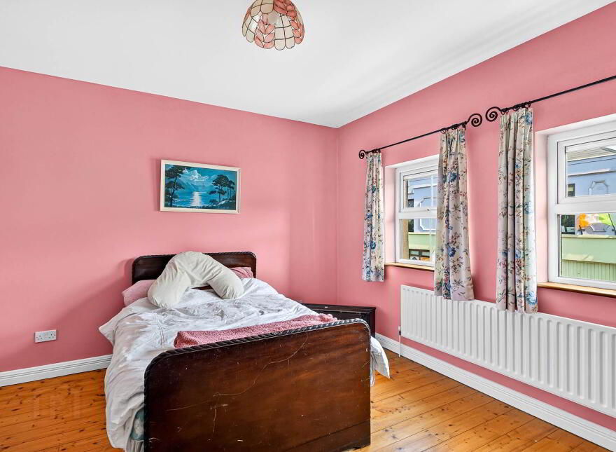 Bowgate Street, Ballinrobe, F31E673