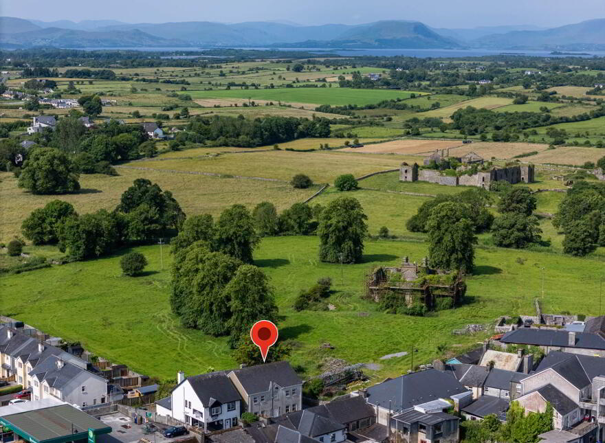 Bowgate Street, Ballinrobe, F31E673