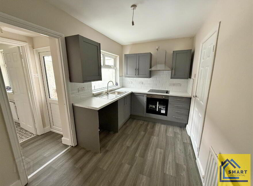 37 Parkgate Drive, Belfast, BT4 1EW